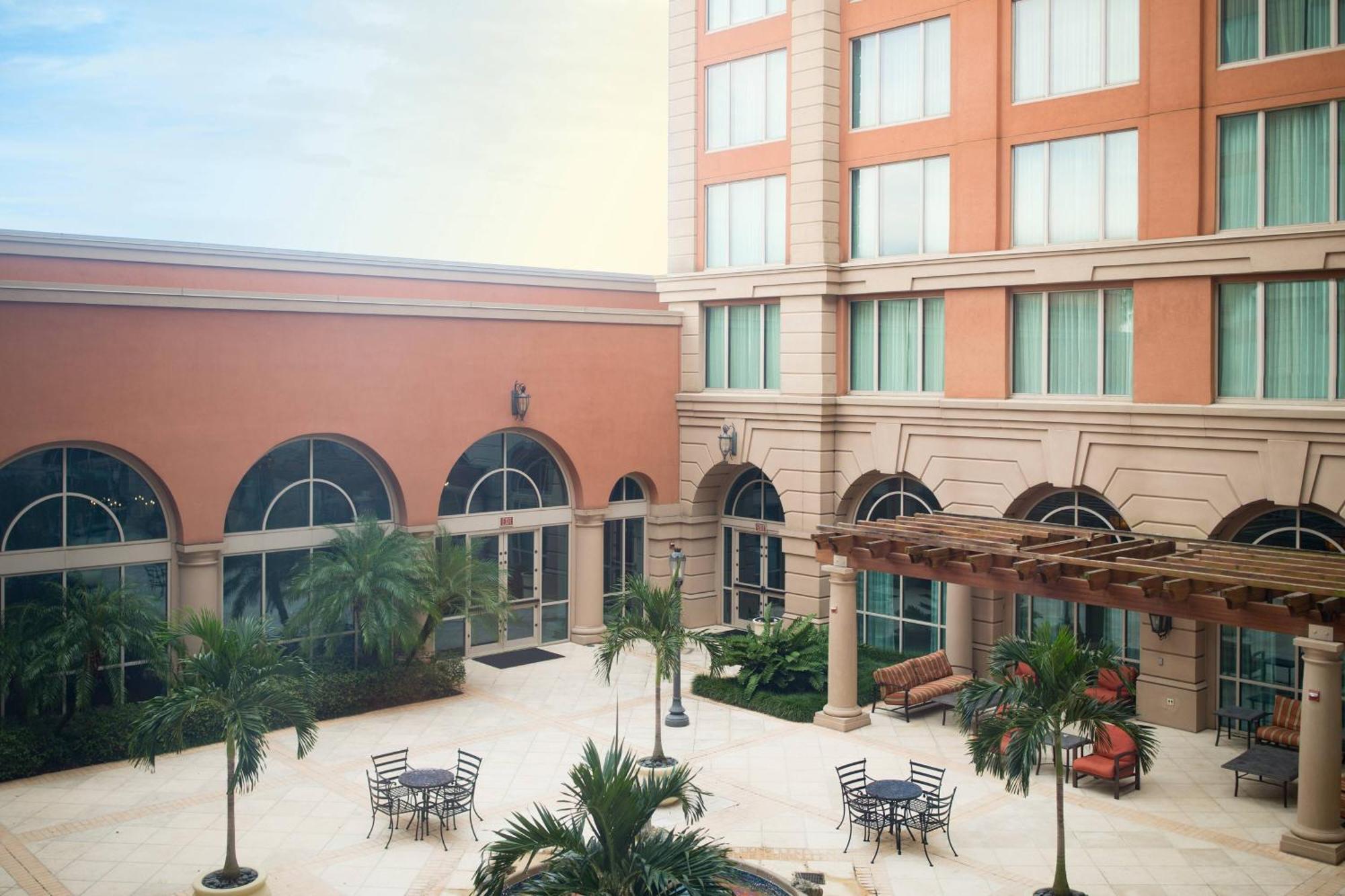 Renaissance Tampa International Plaza Hotel Экстерьер фото